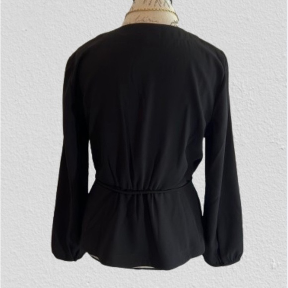 J Crew Drapey Crepe Faux Wrap Top in Black Size 12 - Picture 2 of 6
